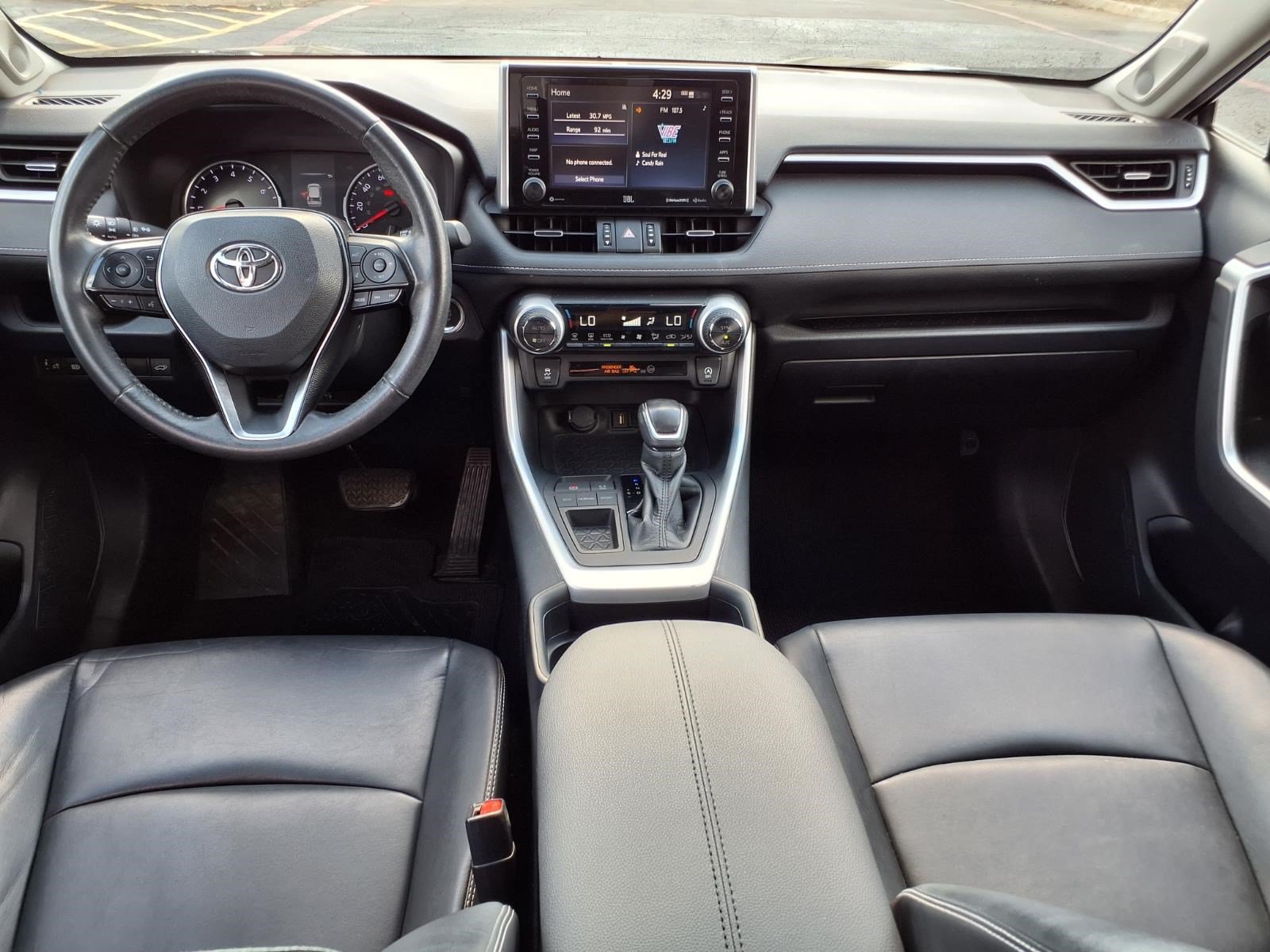 Used 2020 Toyota RAV4 XLE Premium FWD image 12