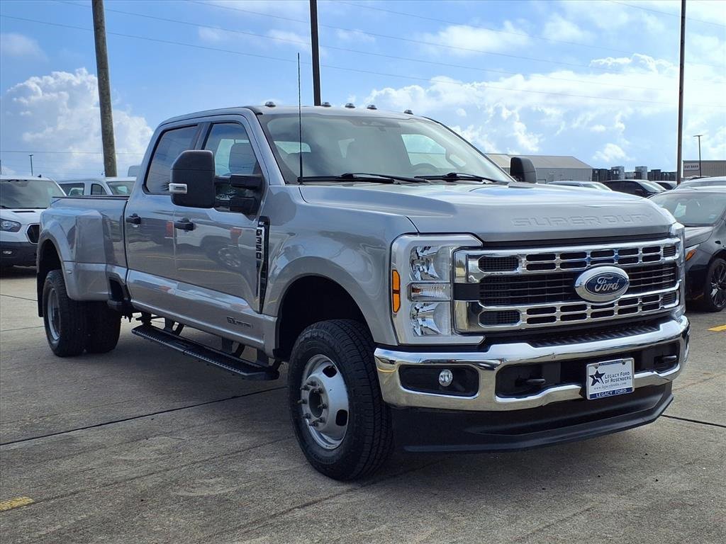 Certified 2024 Ford F350 XLT image 7