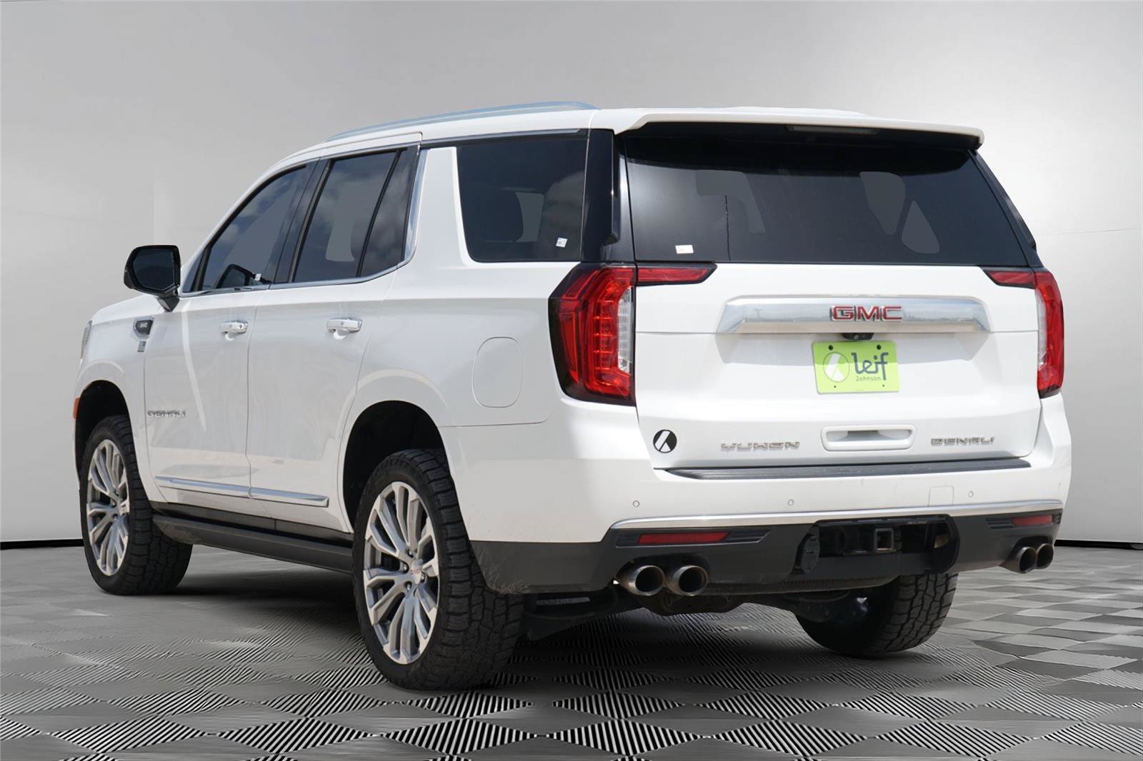 Used 2021 GMC Yukon Denali w/ Denali Ultimate Package AWD/4WD image 6