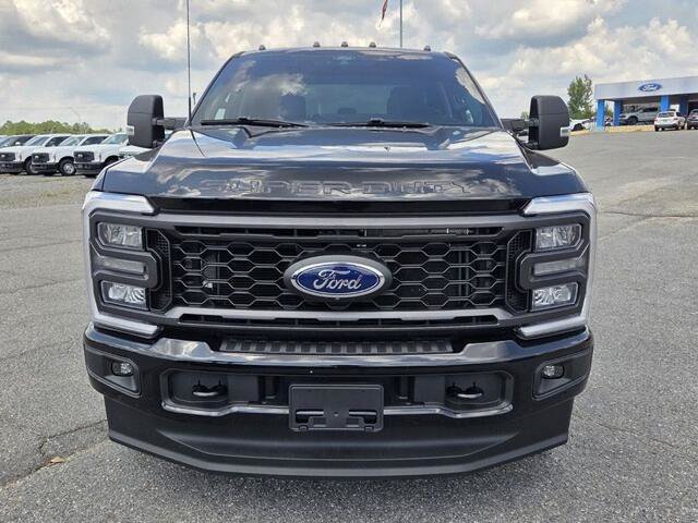 Certified 2025 Ford F250 XL w/ STX Appearance Package AWD/4WD image 2