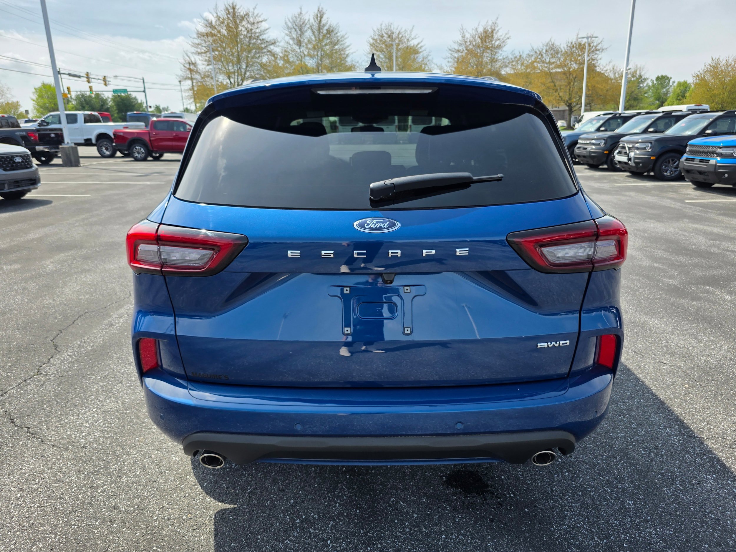 Certified 2023 Ford Escape ST-Line w/ Tech Pack #1 AWD/4WD image 4