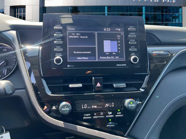 Used 2022 Toyota Camry SE FWD image 12