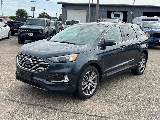 Certified 2024 Ford Edge Titanium AWD/4WD image 2