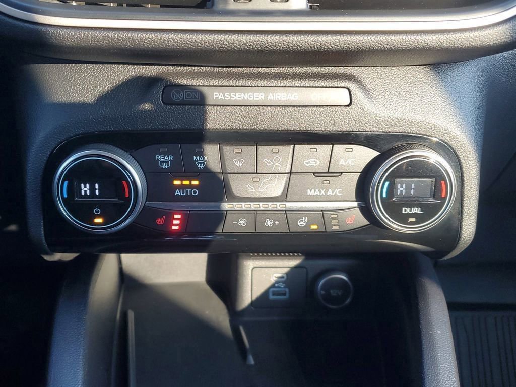 Certified 2021 Ford Escape SEL w/ Technology Package image 27