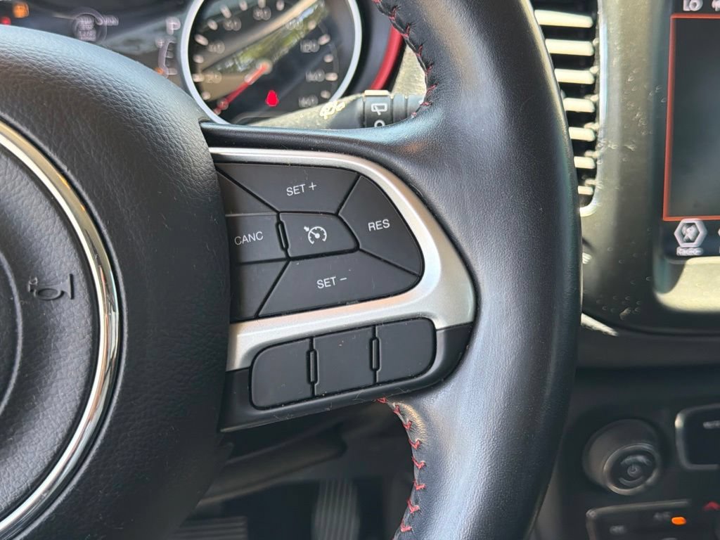 Used 2020 Jeep Compass Trailhawk AWD/4WD image 27