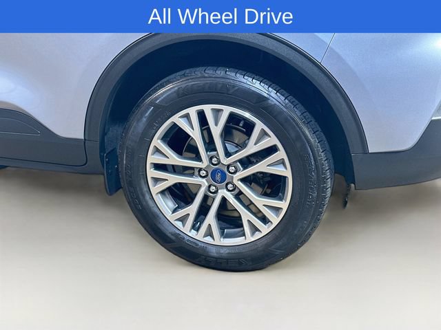 Certified 2022 Ford Escape SEL w/ Technology Package AWD/4WD image 6