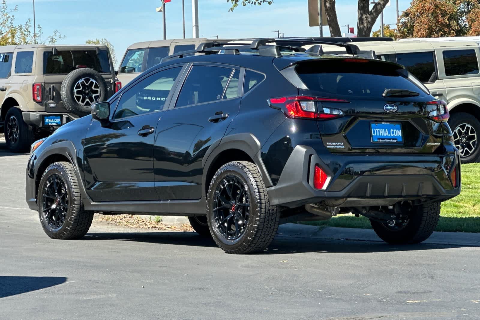 Used 2025 Subaru Crosstrek 2.5i Premium AWD/4WD image 6
