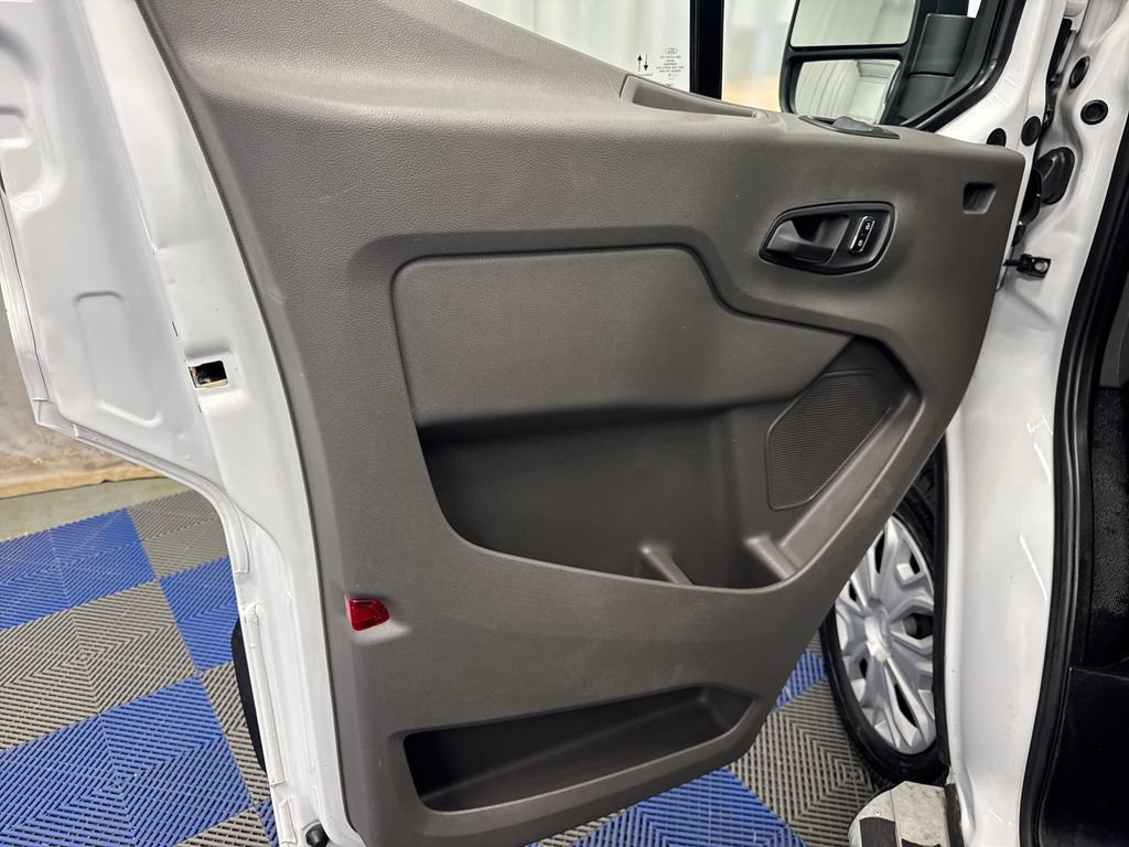 Certified 2025 Ford Transit 250 Low Roof w/ Exterior Upgrade Package RWD image 10
