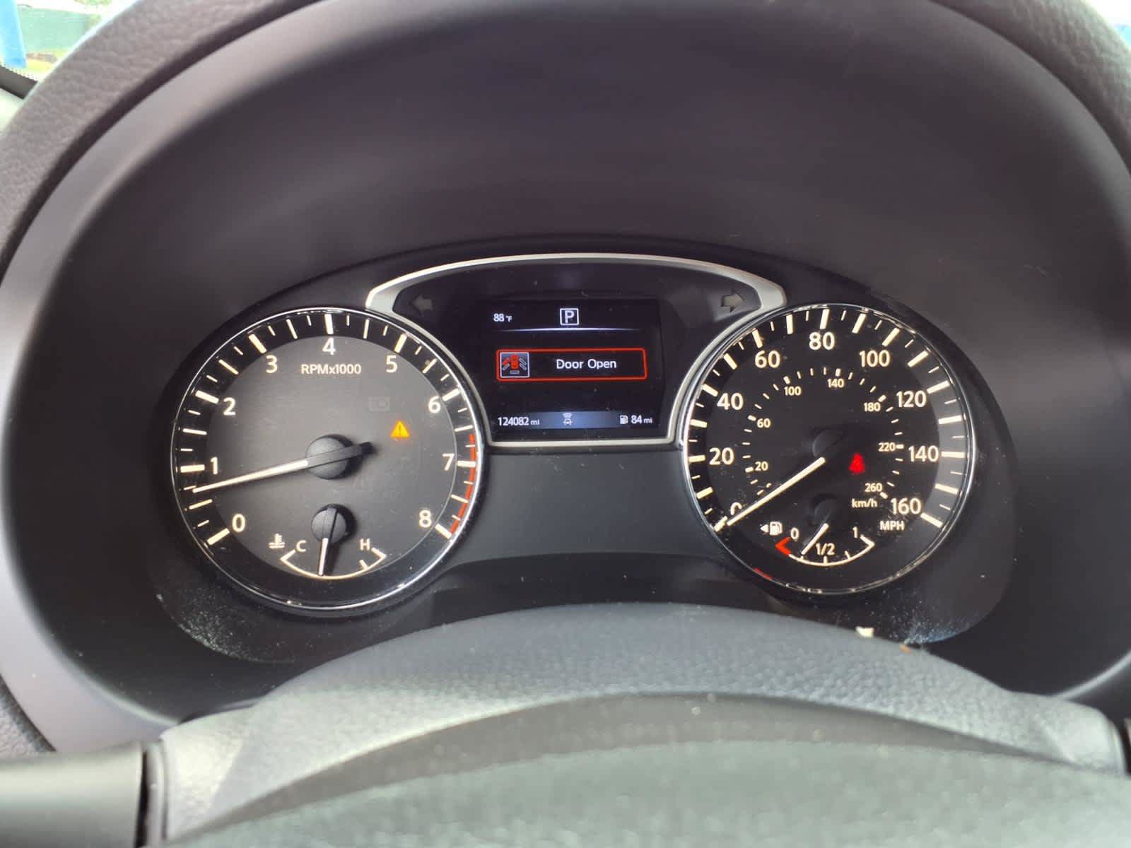 Used 2018 Nissan Altima 2.5 SR FWD image 15