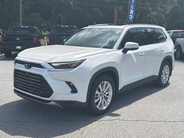 Used 2026 Toyota Grand Highlander AWD image 3