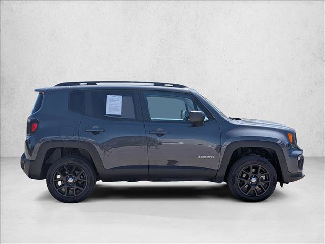 Used 2023 Jeep Renegade Latitude w/ Premium Group AWD/4WD video 4