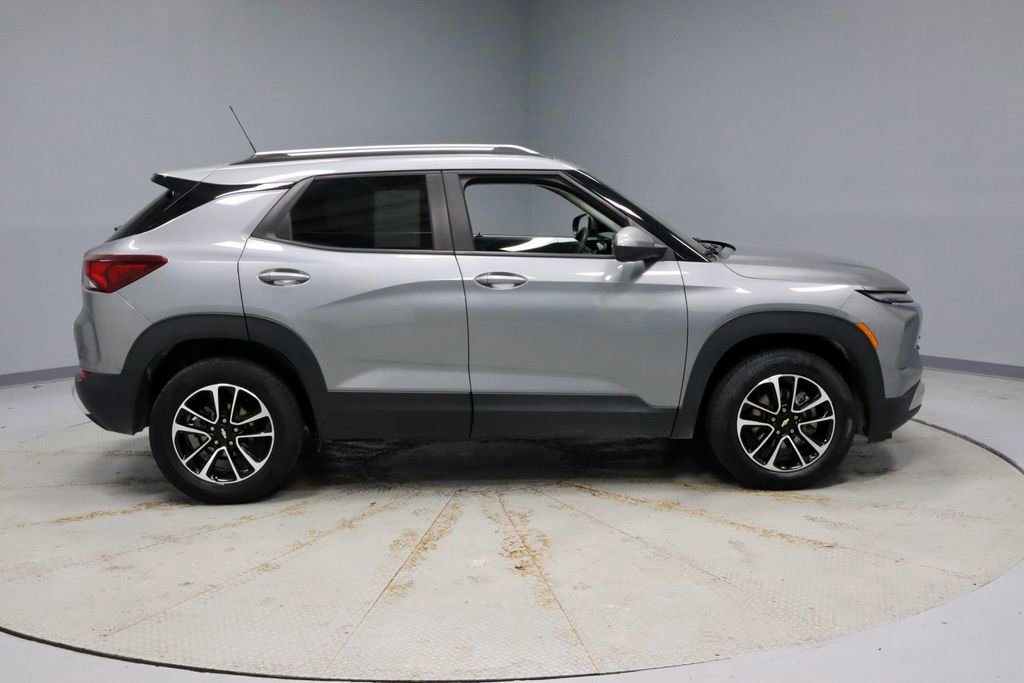 Used 2024 Chevrolet TrailBlazer LT image 6