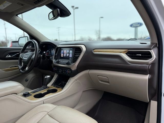 Used 2017 GMC Acadia Denali w/ Technology Package image 21