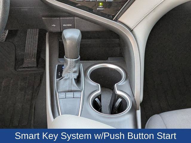 Used 2022 Toyota Camry LE w/ Convenience Package FWD image 19