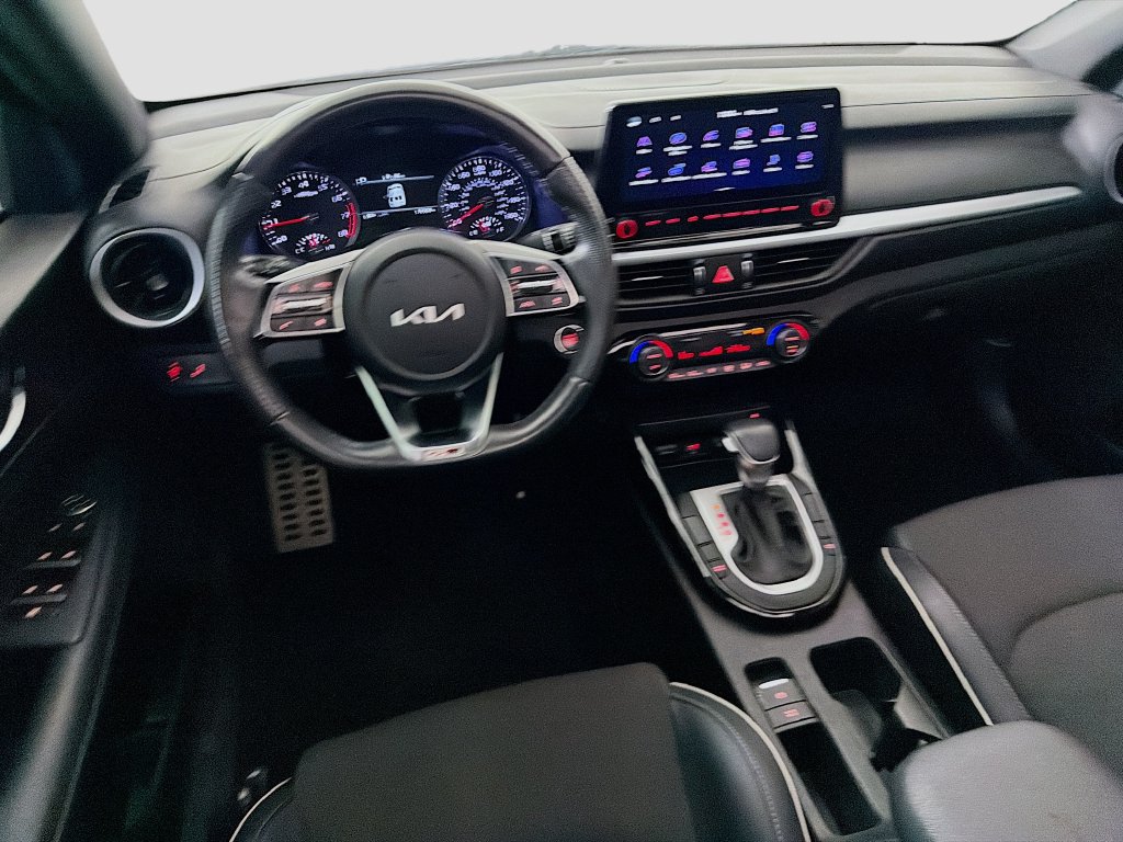 Used 2023 Kia Forte GT-Line w/ GT-Line Premium Package FWD image 24