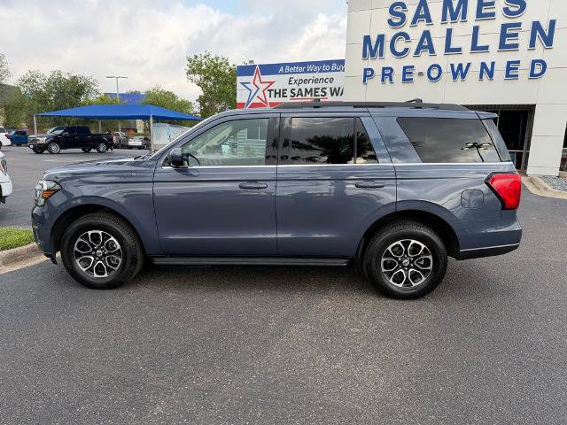 Certified 2023 Ford Expedition XLT image 3