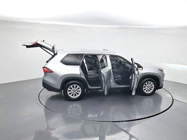 Used 2024 Toyota Grand Highlander XLE image 44