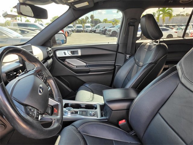 Certified 2020 Ford Explorer ST w/ ST Street Pack image 18