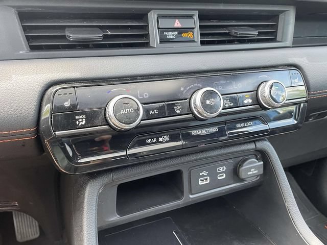 Used 2024 Honda Pilot TrailSport image 37