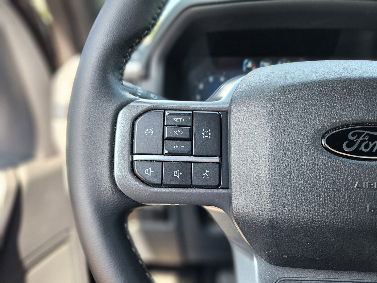 Certified 2025 Ford F150 XLT w/ Equipment Group 301A Standard image 28