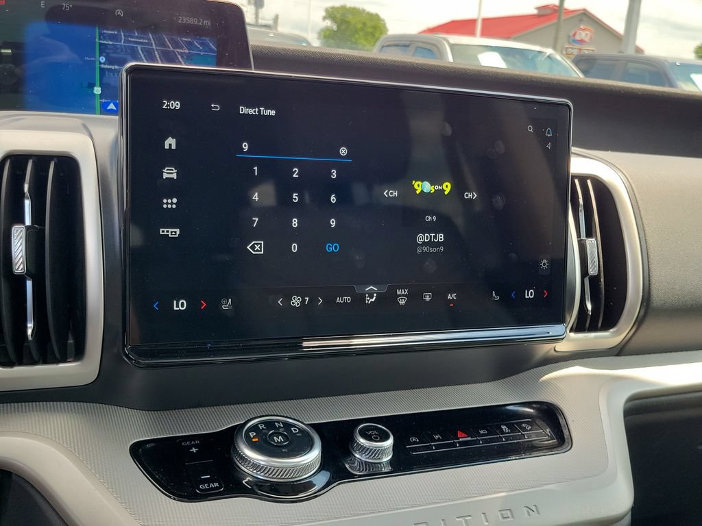 Certified 2025 Ford Expedition Max Active AWD/4WD image 27
