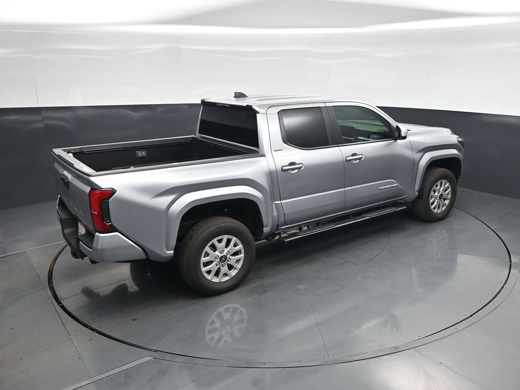 Used 2026 Toyota Tacoma SR5 RWD image 34