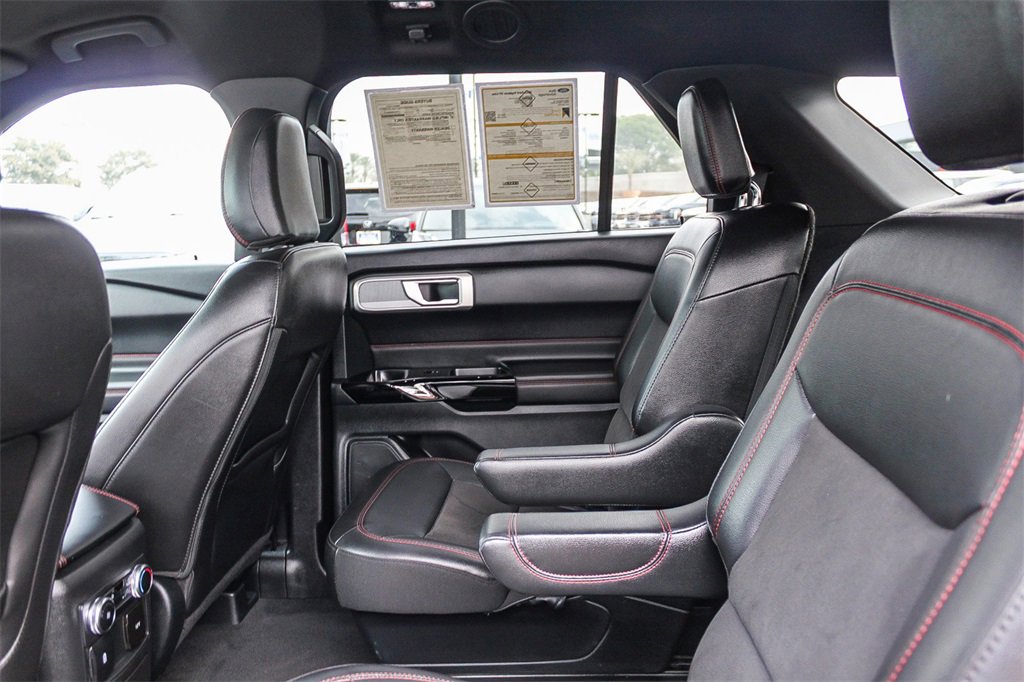 Certified 2022 Ford Explorer ST-Line w/ Class IV Trailer Tow Package image 23