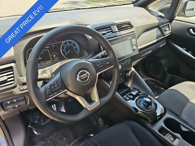 Used 2019 Nissan Leaf SV w/ SV Technology Package FWD image 16