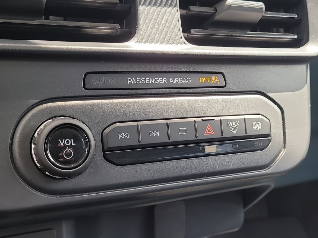 Certified 2025 Ford Maverick XL FWD image 21