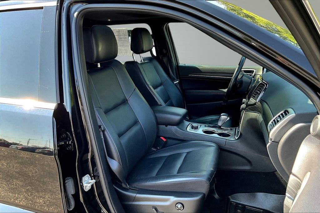 Used 2021 Jeep Grand Cherokee Limited AWD/4WD image 31