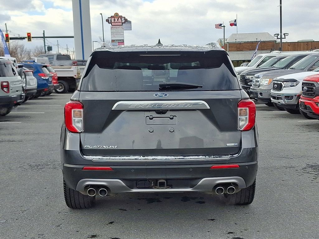 Certified 2020 Ford Explorer Platinum w/ Premium Technology Package image 3