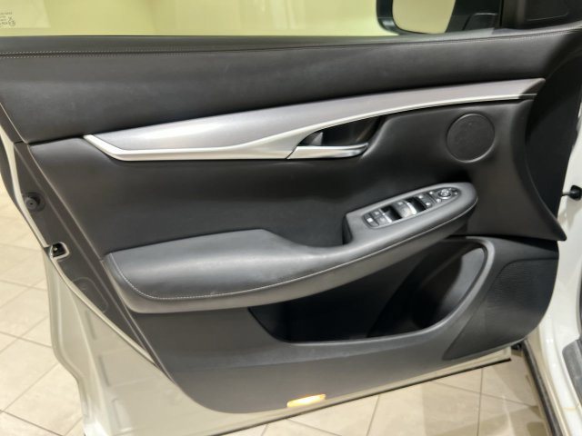 Used 2022 INFINITI QX50 Luxe w/ Appearance Package FWD image 21