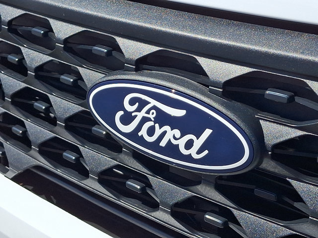Certified 2025 Ford Maverick XL w/ Equipment Group 101A AWD/4WD image 36