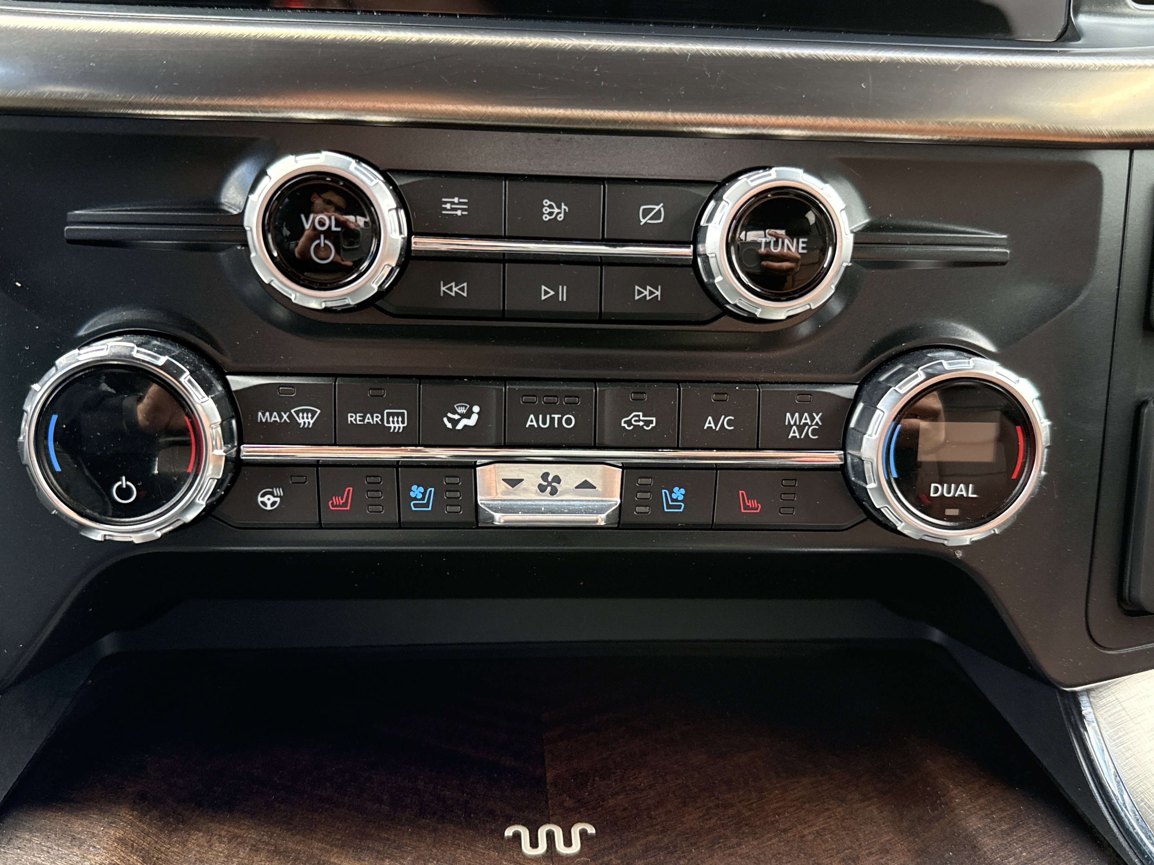 Certified 2021 Ford F150 King Ranch w/ Equipment Group 601A High image 24