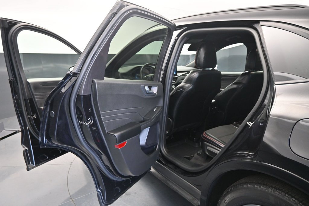 Certified 2023 Ford Escape ST-Line w/ Tech Pack #1 FWD image 14