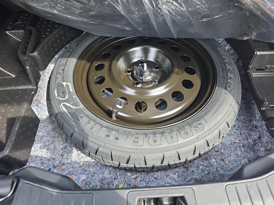 Certified 2023 Ford Escape ST-Line AWD/4WD image 10