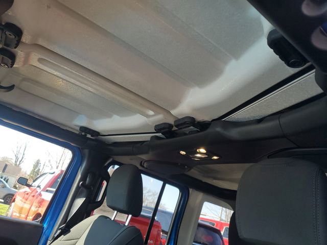 Used 2021 Jeep Wrangler Unlimited Sport image 23