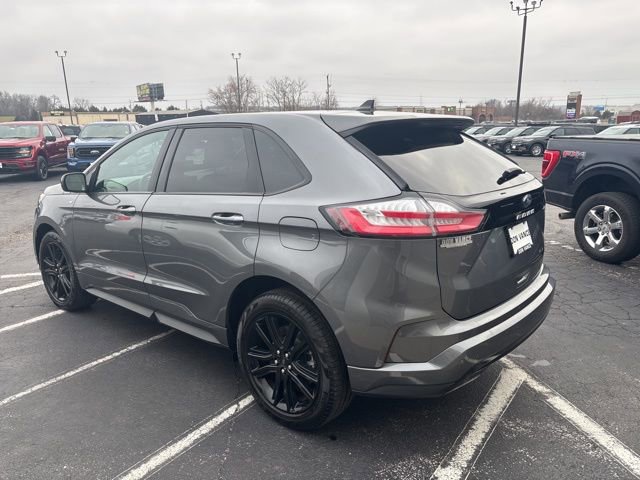 Certified 2024 Ford Edge ST-Line image 3