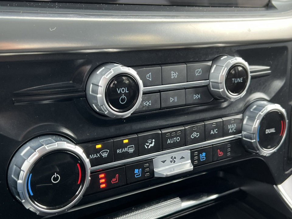 Certified 2023 Ford F150 Lariat w/ Equipment Group 502A High image 33