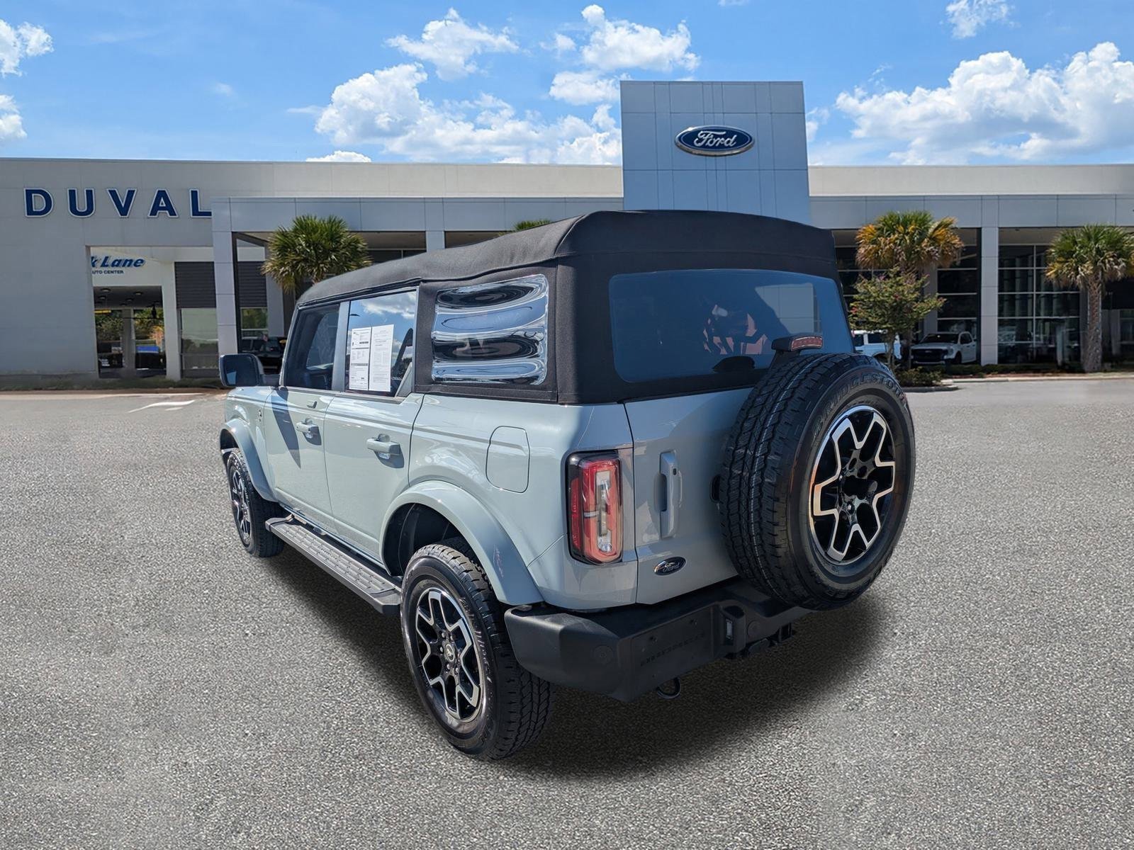 Certified 2023 Ford Bronco Outer Banks image 5