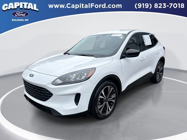 Certified 2022 Ford Escape SE w/ SE Sport Appearance Package