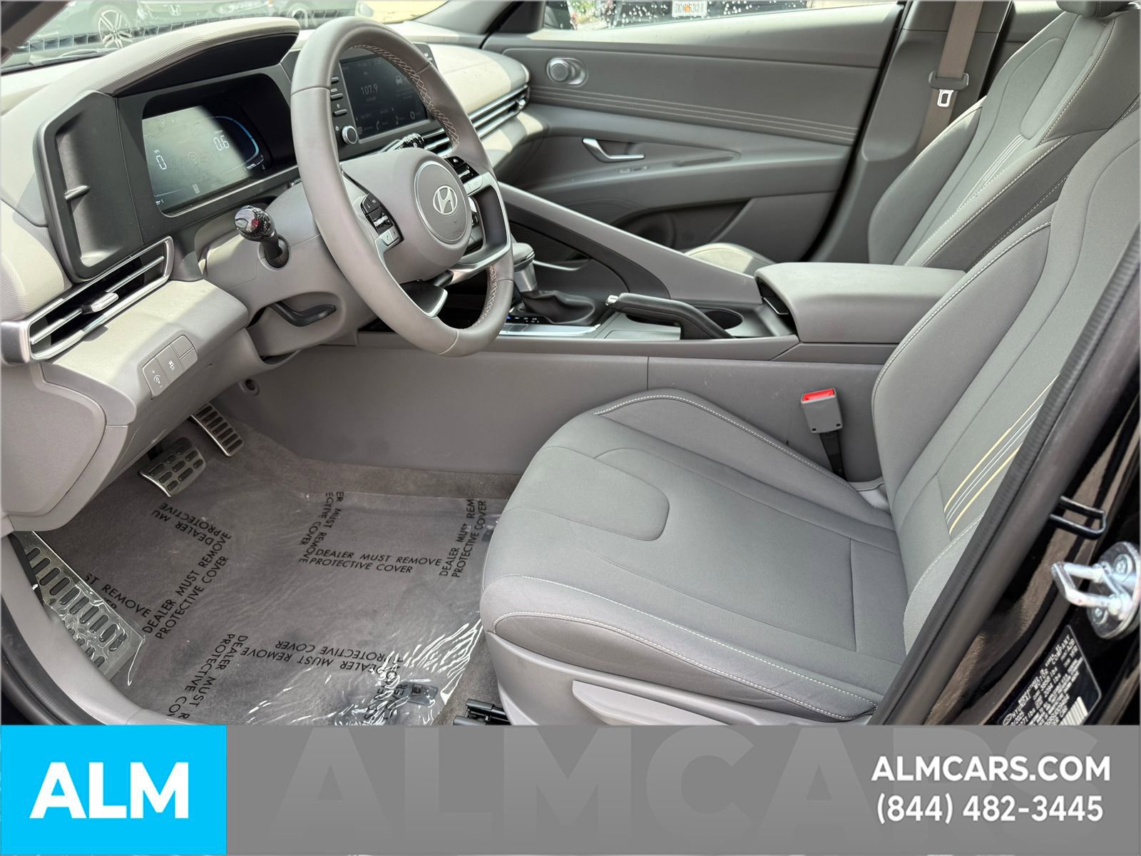 Used 2025 Hyundai Elantra Sport image 10