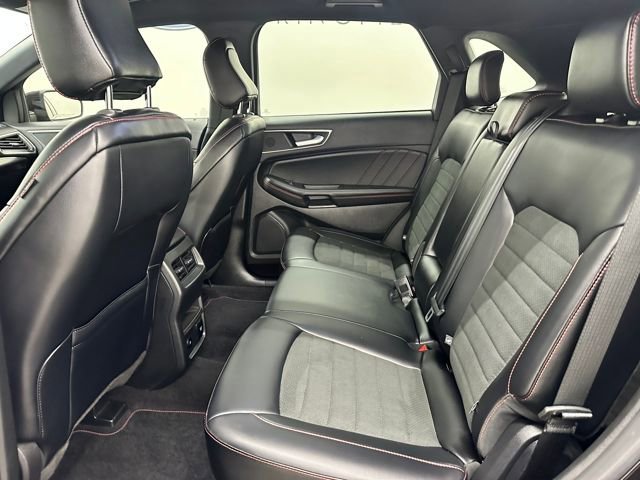 Certified 2024 Ford Edge ST-Line image 18