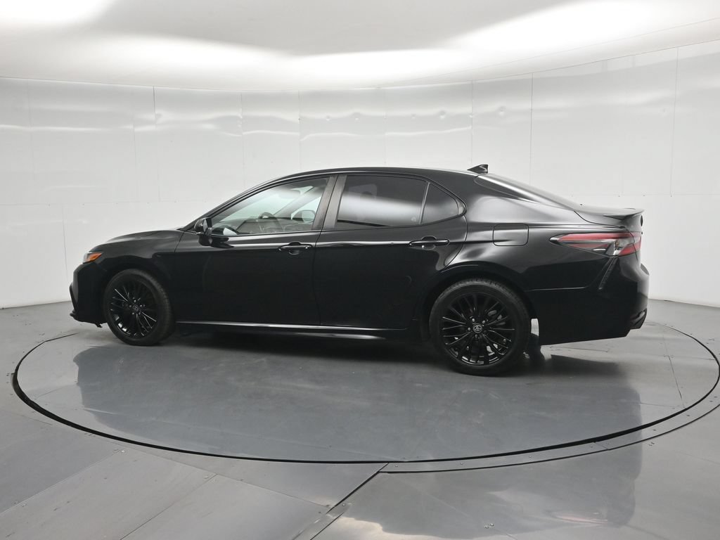 Used 2021 Toyota Camry SE w/ Convenience Package FWD image 6