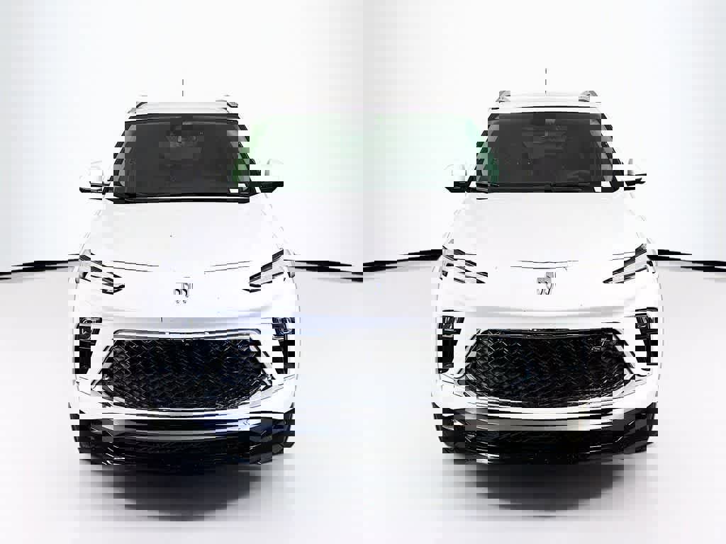 Used 2024 Buick Encore GX Sport Touring w/ Comfort Package image 8