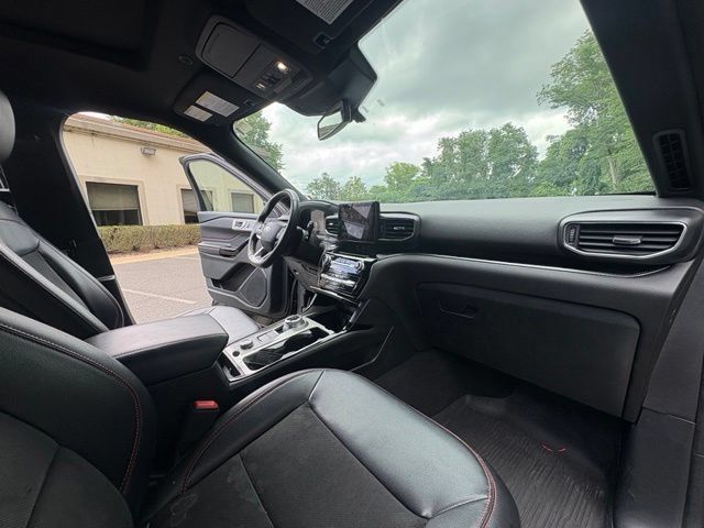 Certified 2023 Ford Explorer ST-Line w/ Class IV Trailer Tow Package AWD/4WD image 23