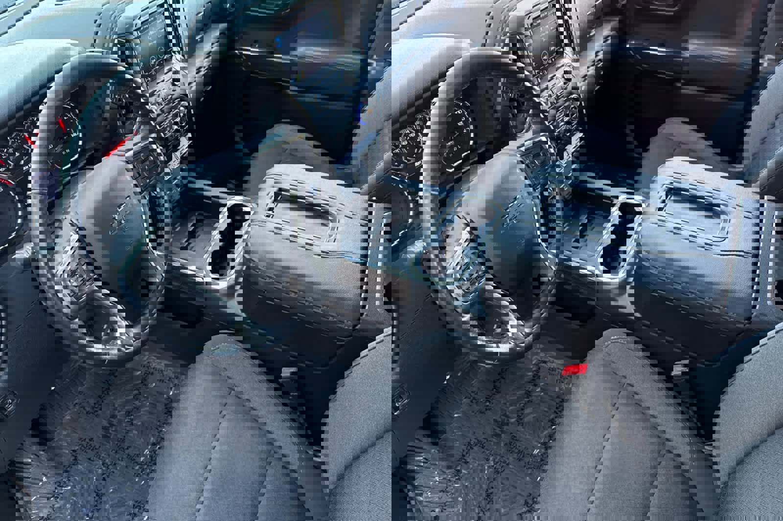 Used 2021 Chevrolet Silverado 1500 LT Trail Boss image 11