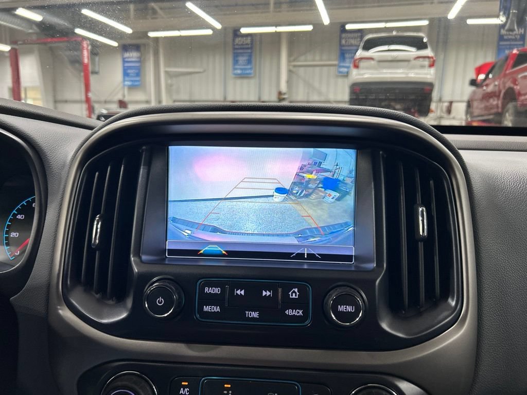 Used 2018 Chevrolet Colorado Z71 AWD/4WD image 21