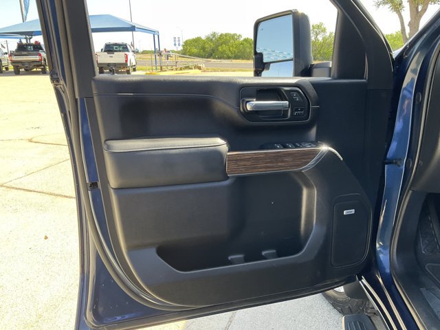 Used 2023 Chevrolet Silverado 2500 High Country w/ Safety Package II AWD/4WD image 9