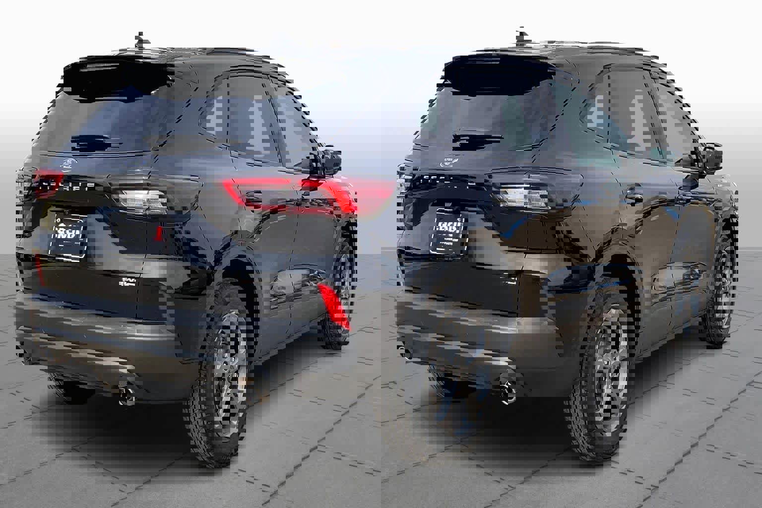 Certified 2025 Ford Escape ST-Line image 3